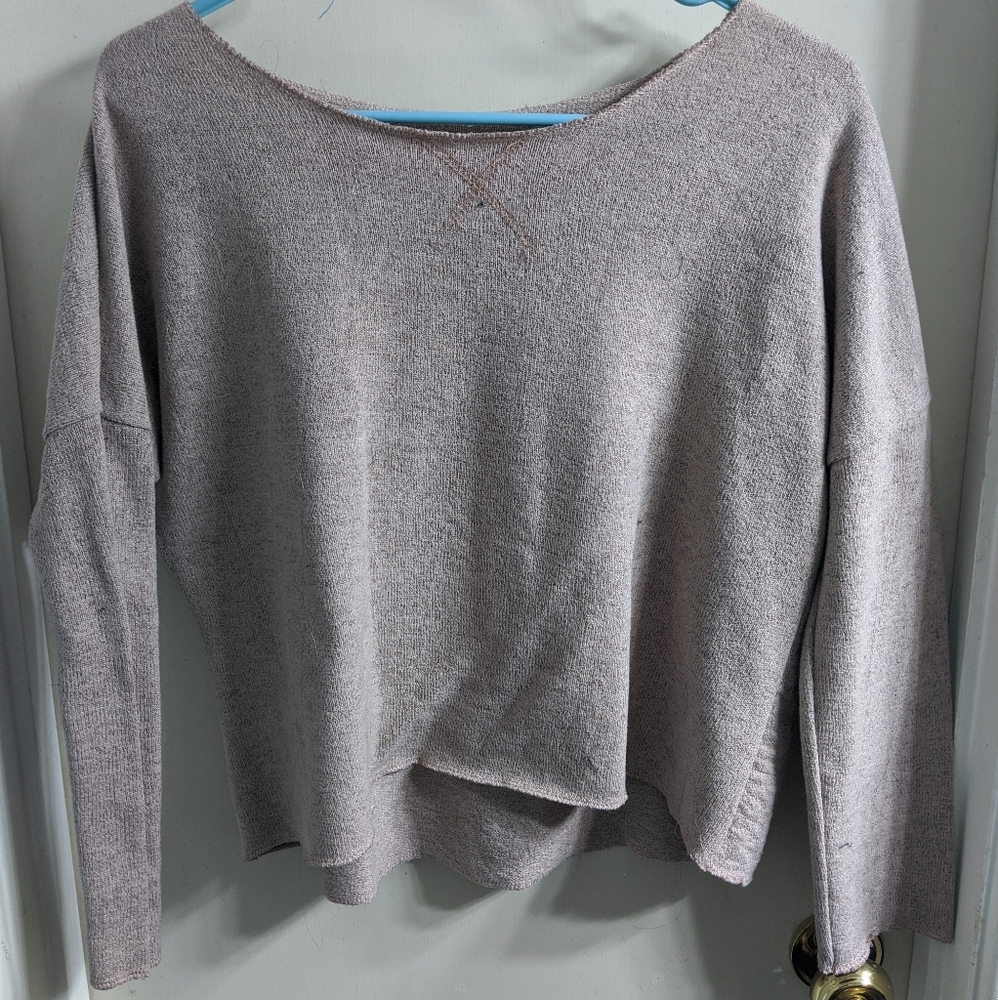 Raw hem mauve cropped sweater
